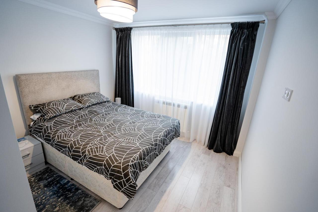 Gabi Apartament Suceava Exterior photo